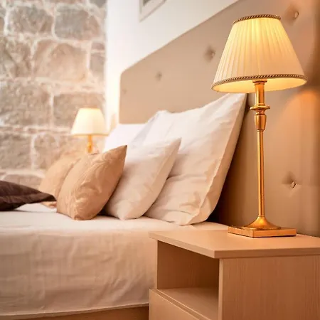 Πανσιόν Lanterna 4*