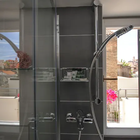 Πανσιόν Lanterna Σπλιτ