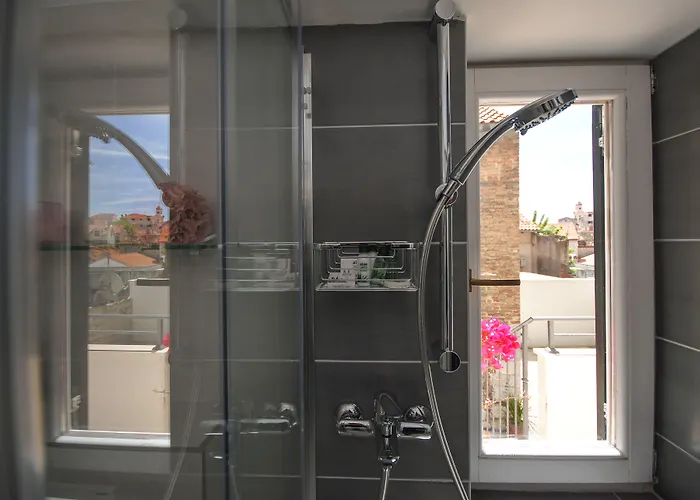 ゲストハウス Lanterna スプリト